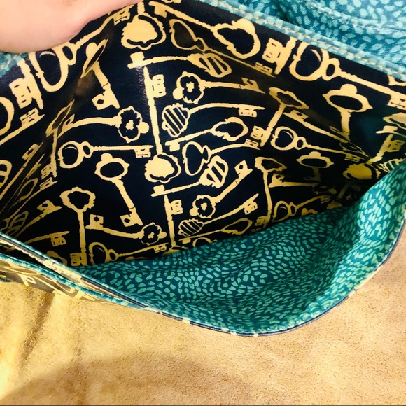 FOSSIL Authentic Large Crossbody/Shoulder Bag - Picture 4 of 8